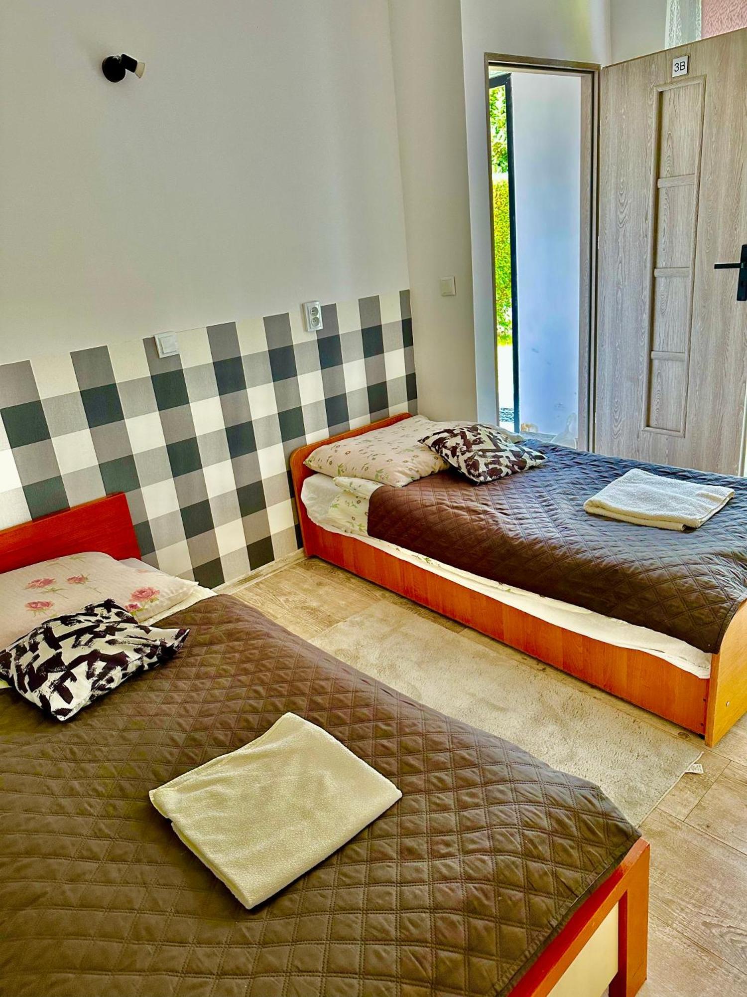 Apartament Nr 5 Lub 6 Przy Sali Kominkowej Przeczyce エクステリア 写真