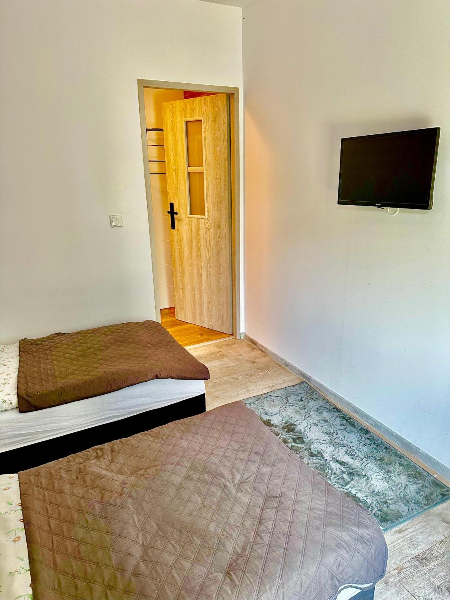 Apartament Nr 5 Lub 6 Przy Sali Kominkowej Przeczyce エクステリア 写真